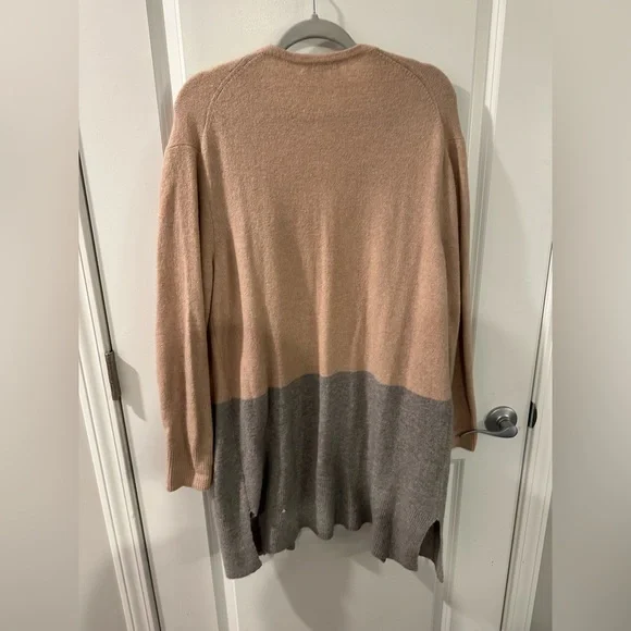 Madewell Sweater - Picture 3 of 3